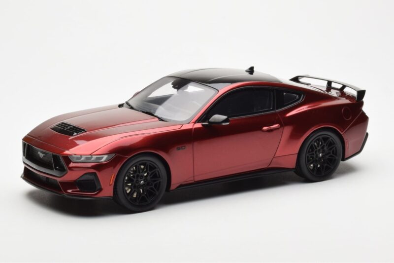 Ford Mustang GT S650 Rapid Czerwony GT Spirit 1:18 GT433 Żywica