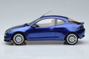 Ford Puma Niebieski Otto 1:18 OT428 Żywica — zdjęcie 3 z 6