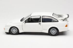 Ford Sierra RS RHD Biały Minichamps 1:18 150084070 Metal — zdjęcie 4 z 8