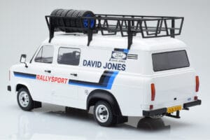 Ford Transit Mk2 Van Team David Jones Rally Assistance IXO 1:18 18RMC033XE Metal — zdjęcie 5 z 6