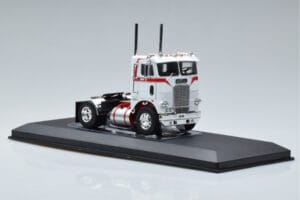 Freightliner COE Biały IXO 1:43 TR128 Metal — zdjęcie 4 z 6