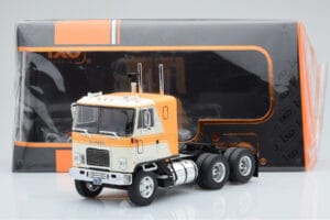 GMC Astro 95 Beżowy Biały IXO 1:43 TR167 Metal — zdjęcie 5 z 5