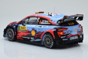 Hyundai i20 Coupe WRC #6 D. Sordo / C. del Barrio Rally Catalunya 2019 IXO 1:18 18RMC052C Metal — zdjęcie 5 z 6