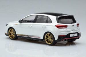 Hyundai i30 N PD Atlas Biały MCG 1:18 MCG18376 Metal — zdjęcie 5 z 6