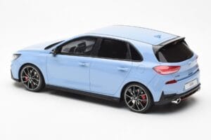 Hyundai i30 N Jasnoniebieski Otto 1:18 OT425 Żywica — zdjęcie 5 z 6