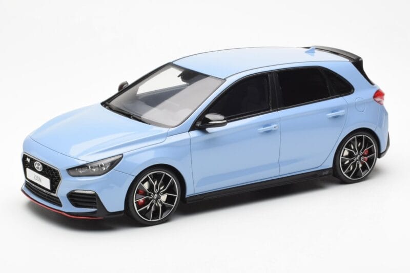 Hyundai i30 N Jasnoniebieski Otto 1:18 OT425 Żywica
