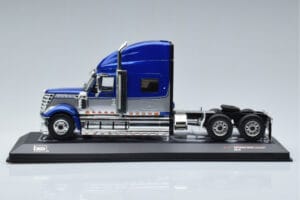 International Lonestar Niebieski IXO 1:43 TR118 Metal — zdjęcie 3 z 6
