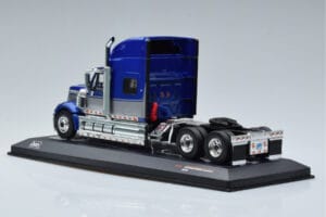 International Lonestar Niebieski IXO 1:43 TR118 Metal — zdjęcie 5 z 6