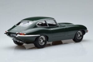 Jaguar E-Type Series 1 British Racing Zielony KK-Scale 1:18 KKDC180431 Metal — zdjęcie 2 z 6