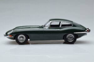 Jaguar E-Type Series 1 British Racing Zielony KK-Scale 1:18 KKDC180431 Metal — zdjęcie 3 z 6