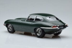 Jaguar E-Type Series 1 British Racing Zielony KK-Scale 1:18 KKDC180431 Metal — zdjęcie 5 z 6