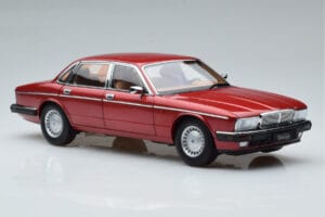 Jaguar XJ6 XJ40 Flamenco Czerwony Almost Real 1:18 810541 Metal — zdjęcie 6 z 11