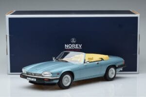 Jaguar XJS V12 Kabriolet Jasnoniebieski Metalik Norev 1:18 182635 Metal — zdjęcie 6 z 6