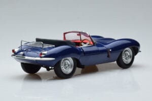 Jaguar XKSS Niebieski AUTOart 1:18 73510 Metal — zdjęcie 3 z 9