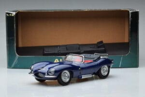 Jaguar XKSS Niebieski AUTOart 1:18 73510 Metal — zdjęcie 9 z 9