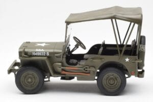 Jeep Willys Z Plandeką UT Models 1:18 180149002 Metal — zdjęcie 3 z 6