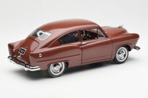 Kaiser Henry J Caribbean Coral Metallic Sun Star 1:18 5101 Metal — zdjęcie 3 z 8
