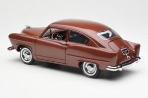 Kaiser Henry J Caribbean Coral Metallic Sun Star 1:18 5101 Metal — zdjęcie 7 z 8