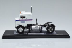 Kenworth Bullnose Ross Mackie Transport Biały IXO 1:43 TR063 Metal — zdjęcie 3 z 6