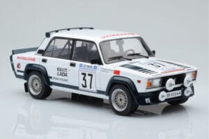 Lada 2105 VFTS #37 H. Ohu Rally Acropolis 1983 IXO 1:18 18RMC145 Metal — zdjęcie 4 z 6