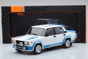 Lada 2105 VFTS Biały IXO 1:18 18CMC144 Metal — zdjęcie 6 z 6