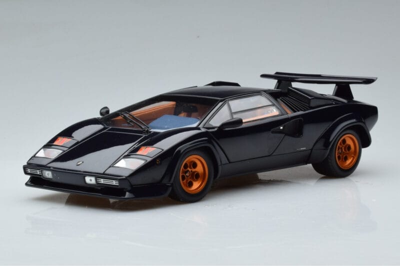 Lamborghini Countach LP500S Walter Wolf Ciemny Niebieski Kyosho 1:18 08320D Metal