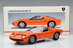Lamborghini Miura SV Pomarańczowy AUTOart 1:18 74542 Metal — zdjęcie 8 z 8