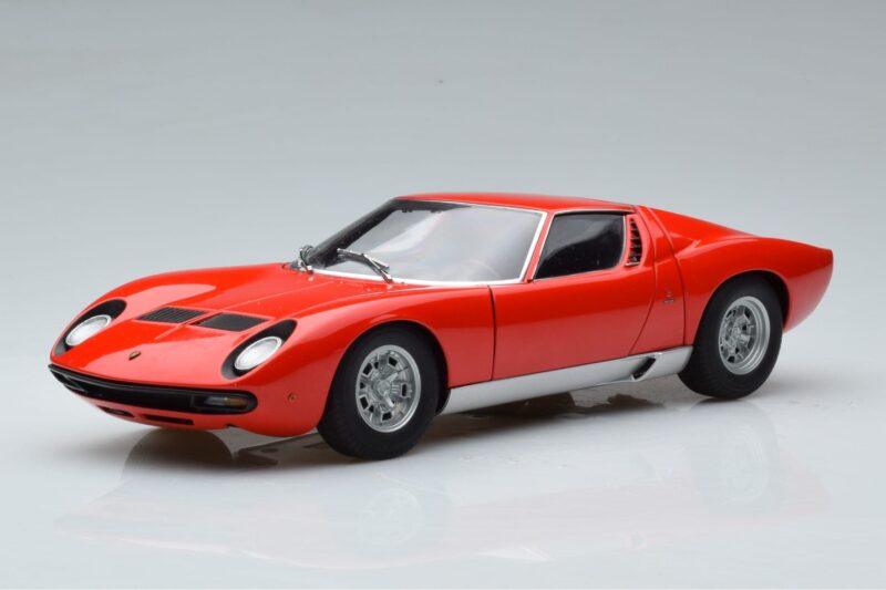 Lamborghini Miura SV Czerwony AUTOart 1:18 74543 Metal