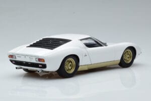 Lamborghini Miura SV Biały AUTOart 1:18 74544 Metal — zdjęcie 3 z 8