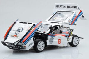 Lancia 037 Martini #8 A. Bettega / M. Perissinot Safari Rally 1985 Kyosho 1:18 08306J Metal — zdjęcie 2 z 8