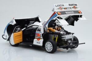 Lancia 037 Martini #8 A. Bettega / M. Perissinot Safari Rally 1985 Kyosho 1:18 08306J Metal — zdjęcie 3 z 8