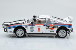 Lancia 037 Martini #8 A. Bettega / M. Perissinot Safari Rally 1985 Kyosho 1:18 08306J Metal — zdjęcie 5 z 8