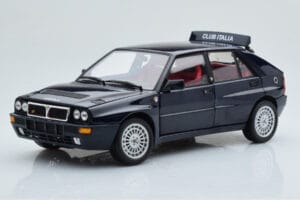 Lancia Delta HF Integrale Club Italia Niebieski Kyosho 1:18 08343SC Metal