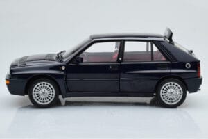 Lancia Delta HF Integrale Club Italia Niebieski Kyosho 1:18 08343SC Metal — zdjęcie 5 z 8
