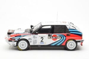 Lancia Delta Integrale 16V #2 M. Biasion / T. Siviero Rally Safari 1990 IXO 1:18 18RMC139A Metal — zdjęcie 3 z 6