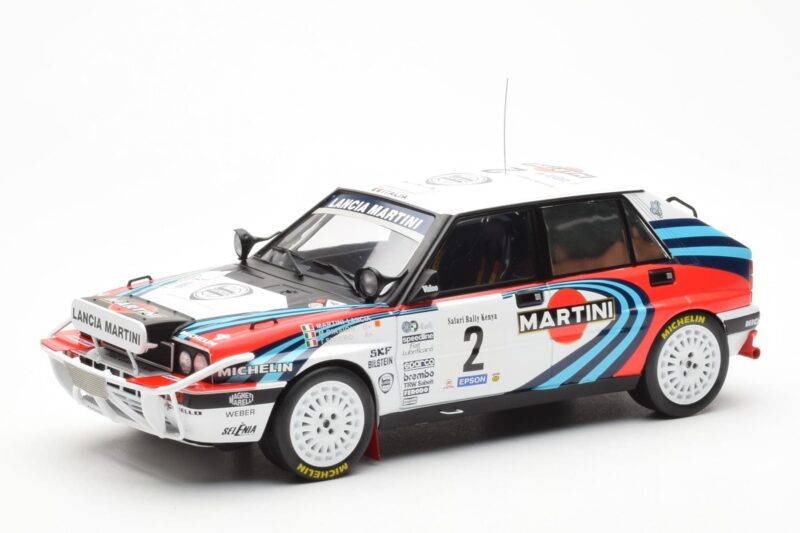 Lancia Delta Integrale 16V #2 M. Biasion / T. Siviero Rally Safari 1990 IXO 1:18 18RMC139A Metal