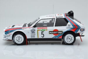 Lancia Delta S4 #5 M. Biasion / T. Siviero Rally San Remo 1986 IXO 1:18 18RMC130B Metal — zdjęcie 3 z 6