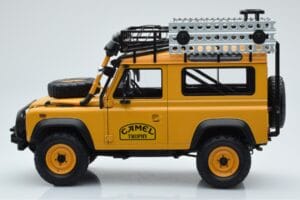 Land Rover Defender 90 Camel Trophy Borneo 1985 Almost Real 1:18 810213 Metal — zdjęcie 4 z 8