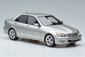 Lexus IS200 XE10 Srebrny Otto 1:18 OT991 Żywica — zdjęcie 4 z 6