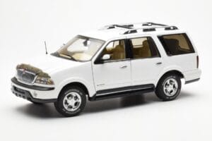 Lincoln Navigator Biały AUTOart 1:18 72761 Metal