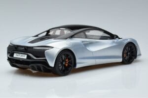 McLaren Artura Srebrny GT Spirit 1:18 GT873 Żywica — zdjęcie 2 z 6
