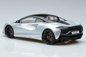 McLaren Artura Srebrny GT Spirit 1:18 GT873 Żywica — zdjęcie 5 z 6