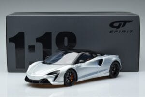 McLaren Artura Srebrny GT Spirit 1:18 GT873 Żywica — zdjęcie 6 z 6