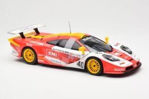 McLaren F1 GTR #40 J. O'Rourke / M. Sugden / P. Auberlein EMI 24 Hours of Le Mans 1996 UT Models 1:18 39820 Metal — zdjęcie 4 z 6