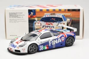 McLaren F1 GTR #38 M. Duez / M. Soper / E. Lafitte Team Bigazzi 24 Hours of Le Mans 1996 UT Models 1:18 80439421484 Metal — zdjęcie 6 z 6