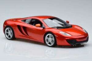 McLaren MP4-12C Z Figurką Stig Top Gear Minichamps 1:18 519101330 Metal — zdjęcie 5 z 7