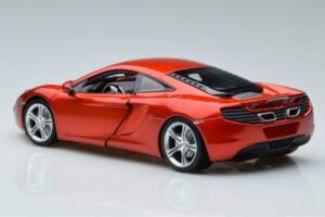 McLaren MP4-12C Z Figurką Stig Top Gear Minichamps 1:18 519101330 Metal — zdjęcie 6 z 7