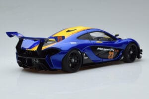 McLaren P1 GTR Niebieski Z Żółtymi Paskami AUTOart 1:18 81542 Kompozyt — zdjęcie 3 z 7