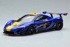 McLaren P1 GTR Niebieski Z Żółtymi Paskami AUTOart 1:18 81542 Kompozyt