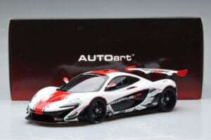 McLaren P1 GTR Błyszczący Biały Z Czerwonymi Paskami AUTOart 1:18 81541 Kompozyt — zdjęcie 7 z 7